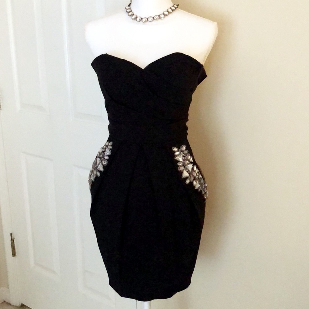 Strapless Dress 👗